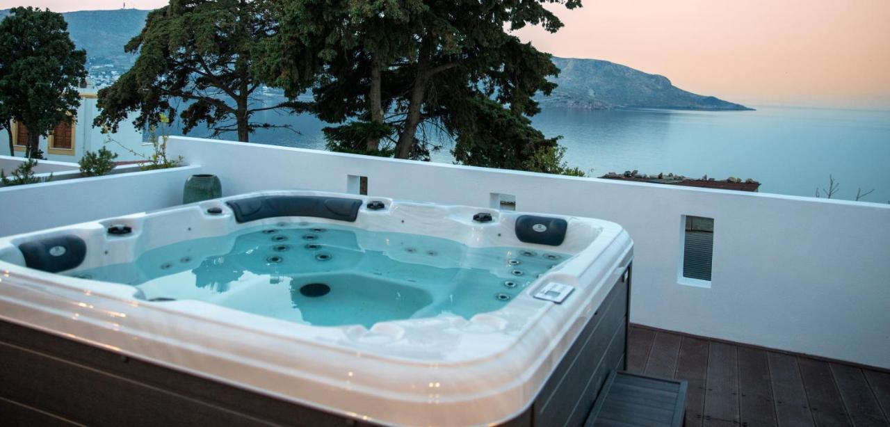 Sunny Bay Villa Agia Marina  Buitenkant foto