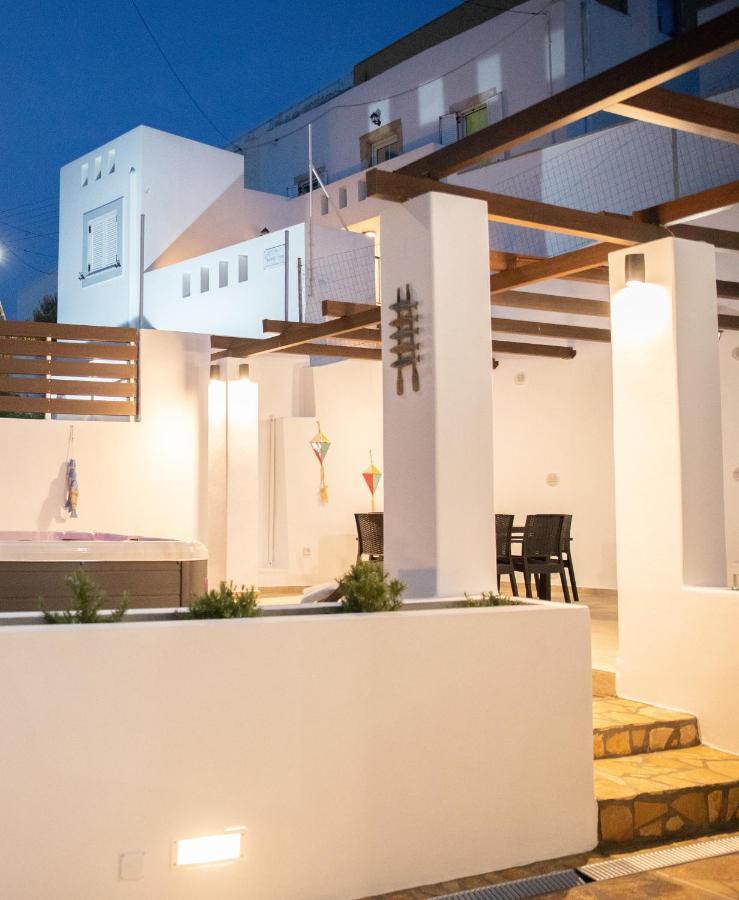 Sunny Bay Villa Agia Marina  Buitenkant foto