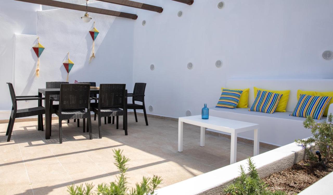 Sunny Bay Villa Agia Marina  Buitenkant foto