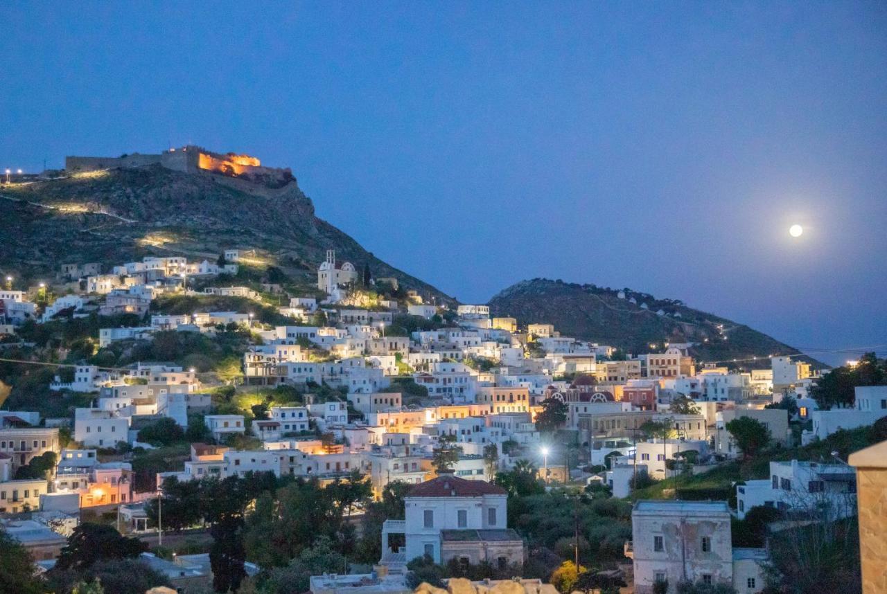 Sunny Bay Villa Agia Marina  Buitenkant foto