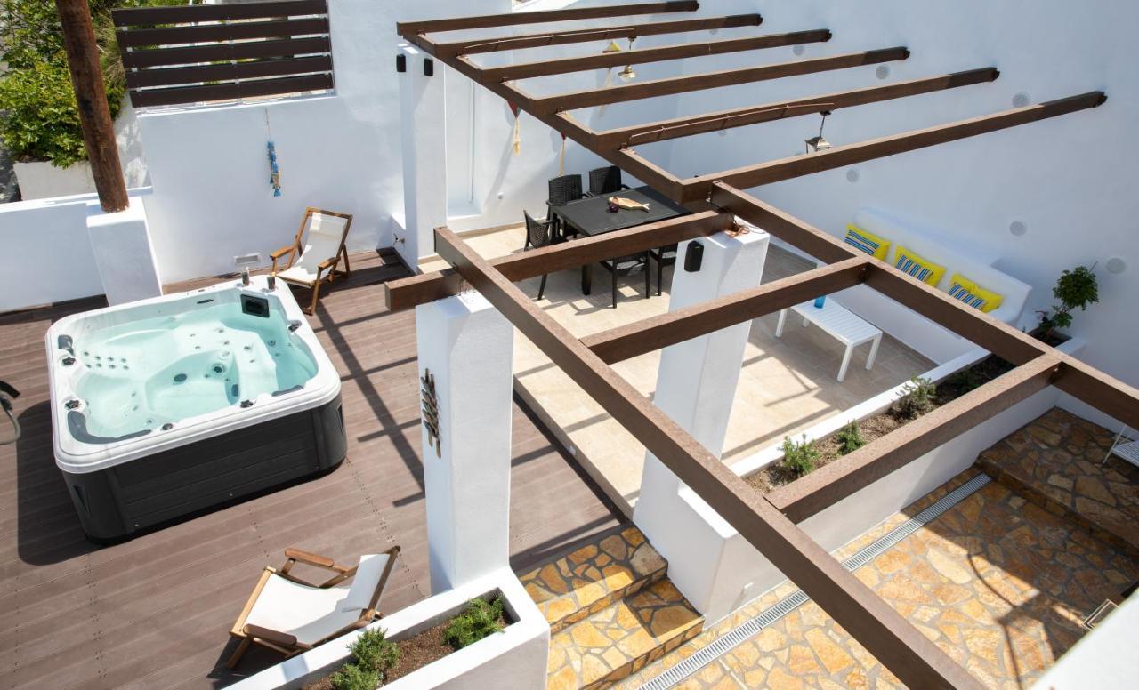 Sunny Bay Villa Agia Marina  Buitenkant foto