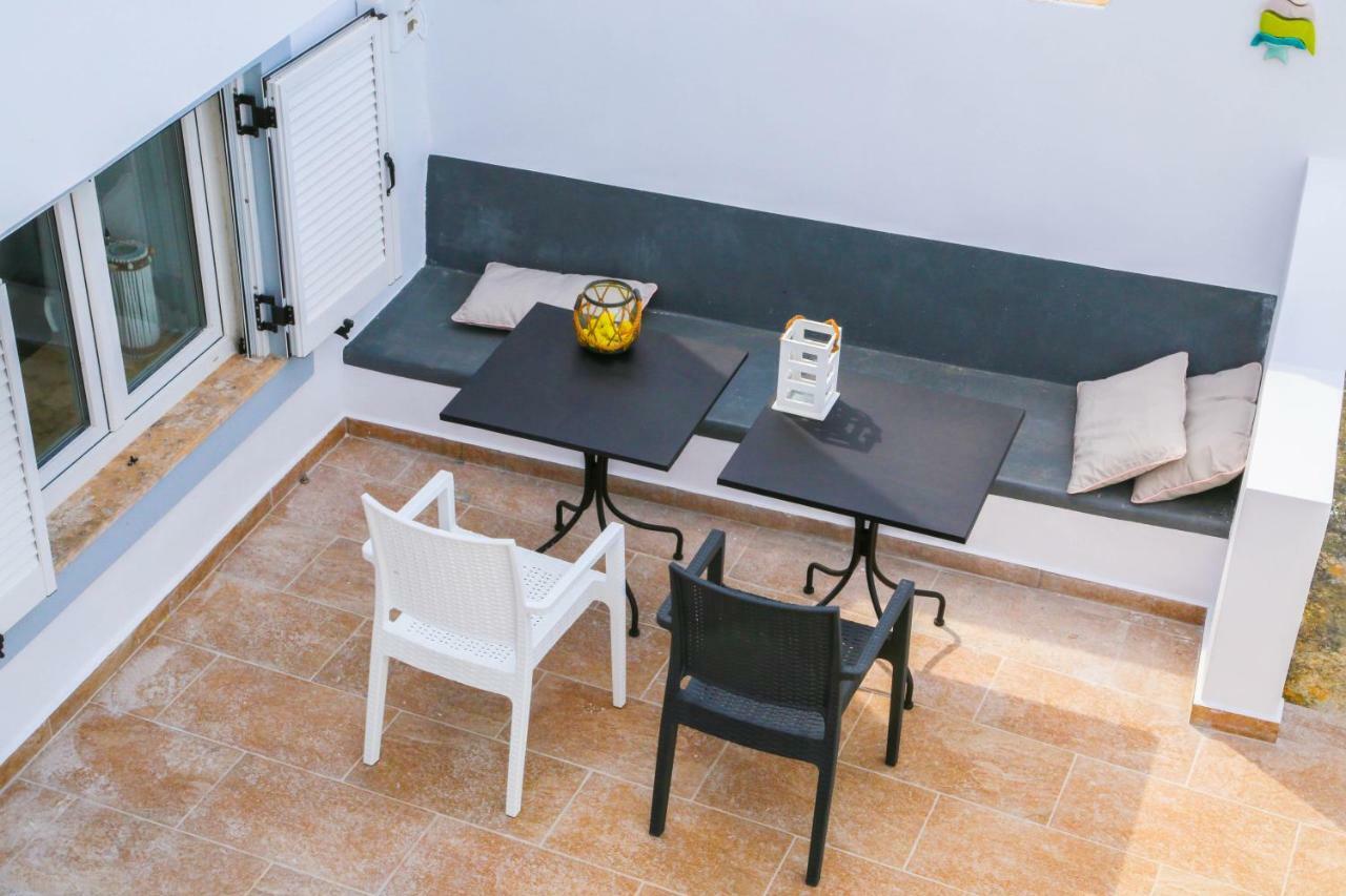 Sunny Bay Villa Agia Marina  Buitenkant foto