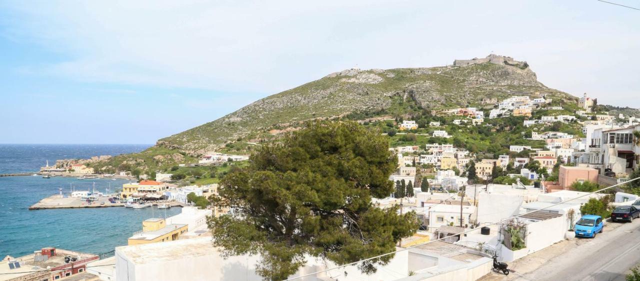 Sunny Bay Villa Agia Marina  Buitenkant foto